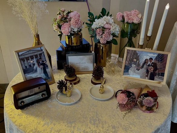 煦色韶光-相本桌佈置