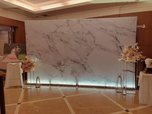 小夫妻婚禮佈置-桃園古華花園飯店大理石背板出租