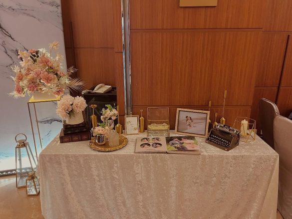 小夫妻婚禮佈置-桃園古華花園飯店大理石背板出租