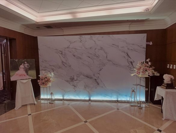小夫妻婚禮佈置-桃園古華花園飯店大理石背板出租